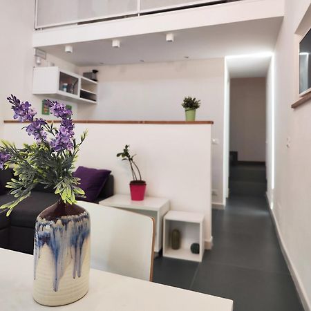 A Nicaredda Apartment Palermo Bagian luar foto
