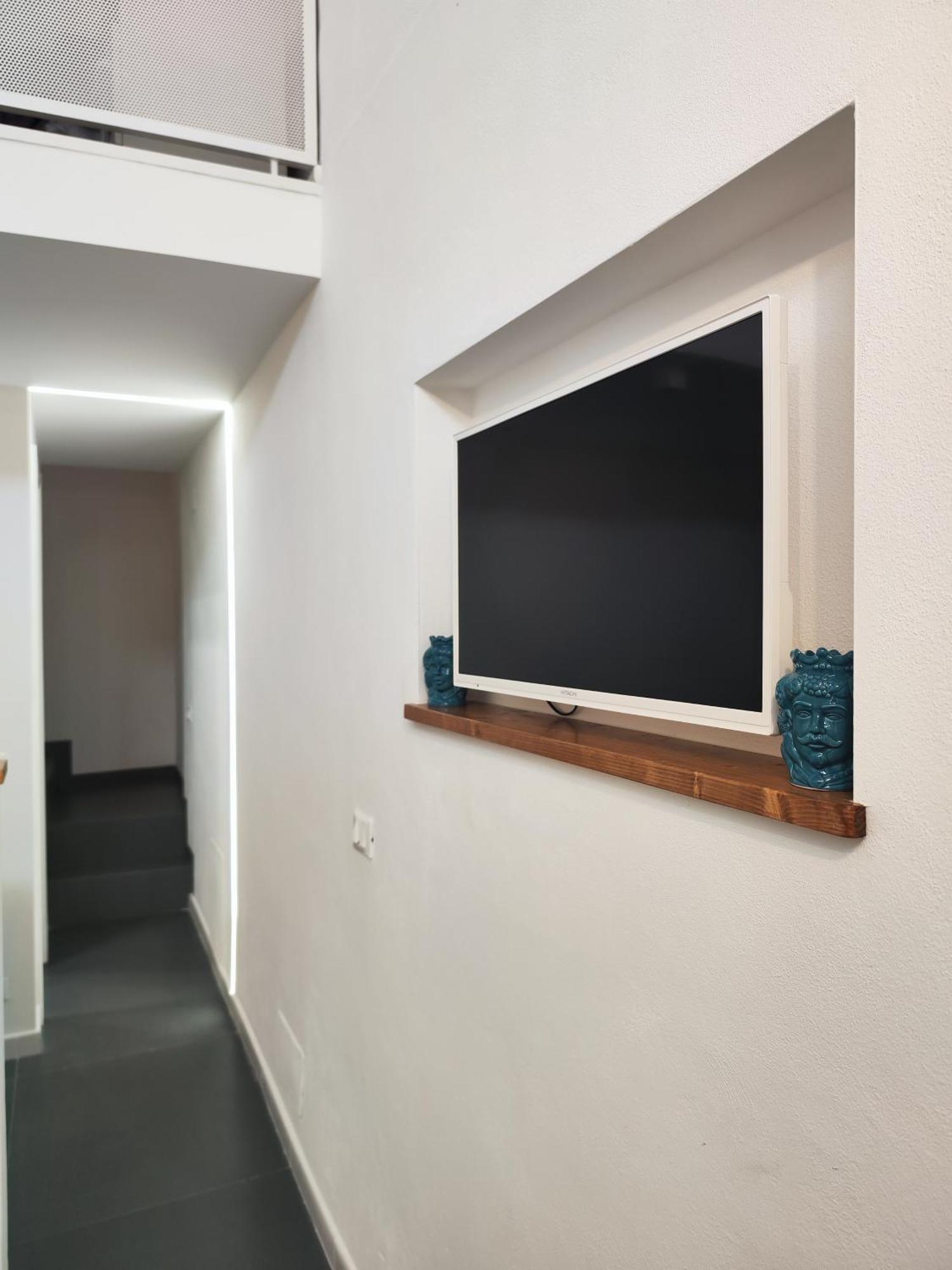 A Nicaredda Apartment Palermo Bagian luar foto